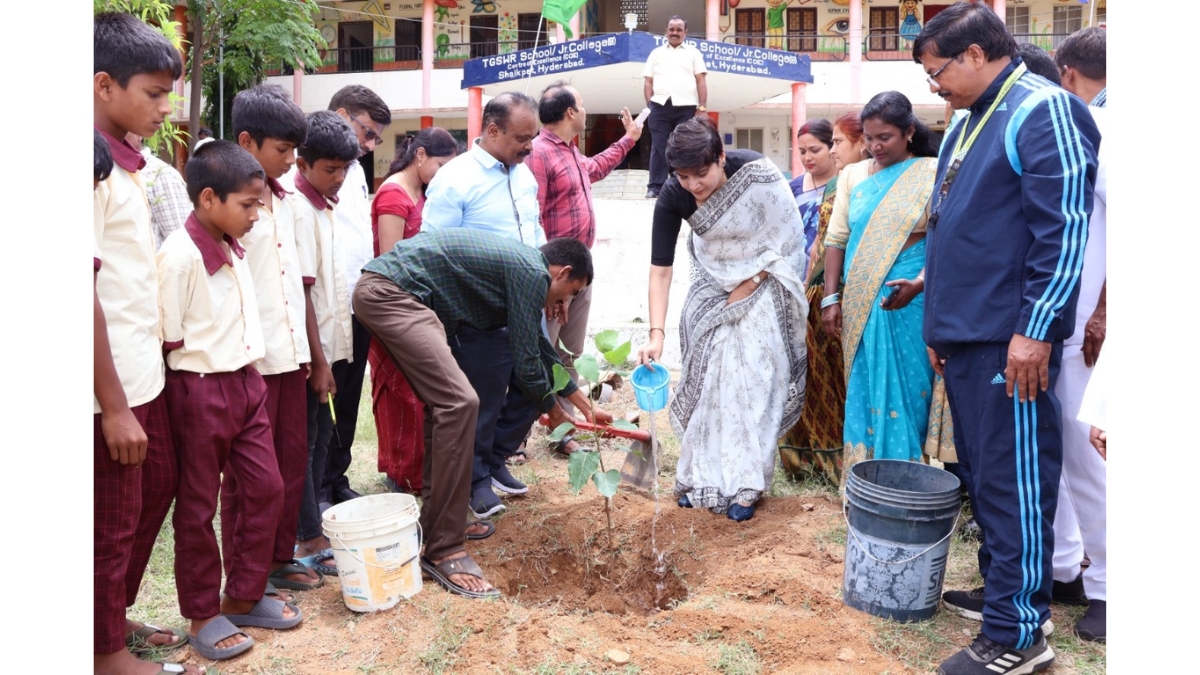 Sowing Seeds of Health and Knowledge: Hyderabad’s School Gardens – An Inspiration for All India